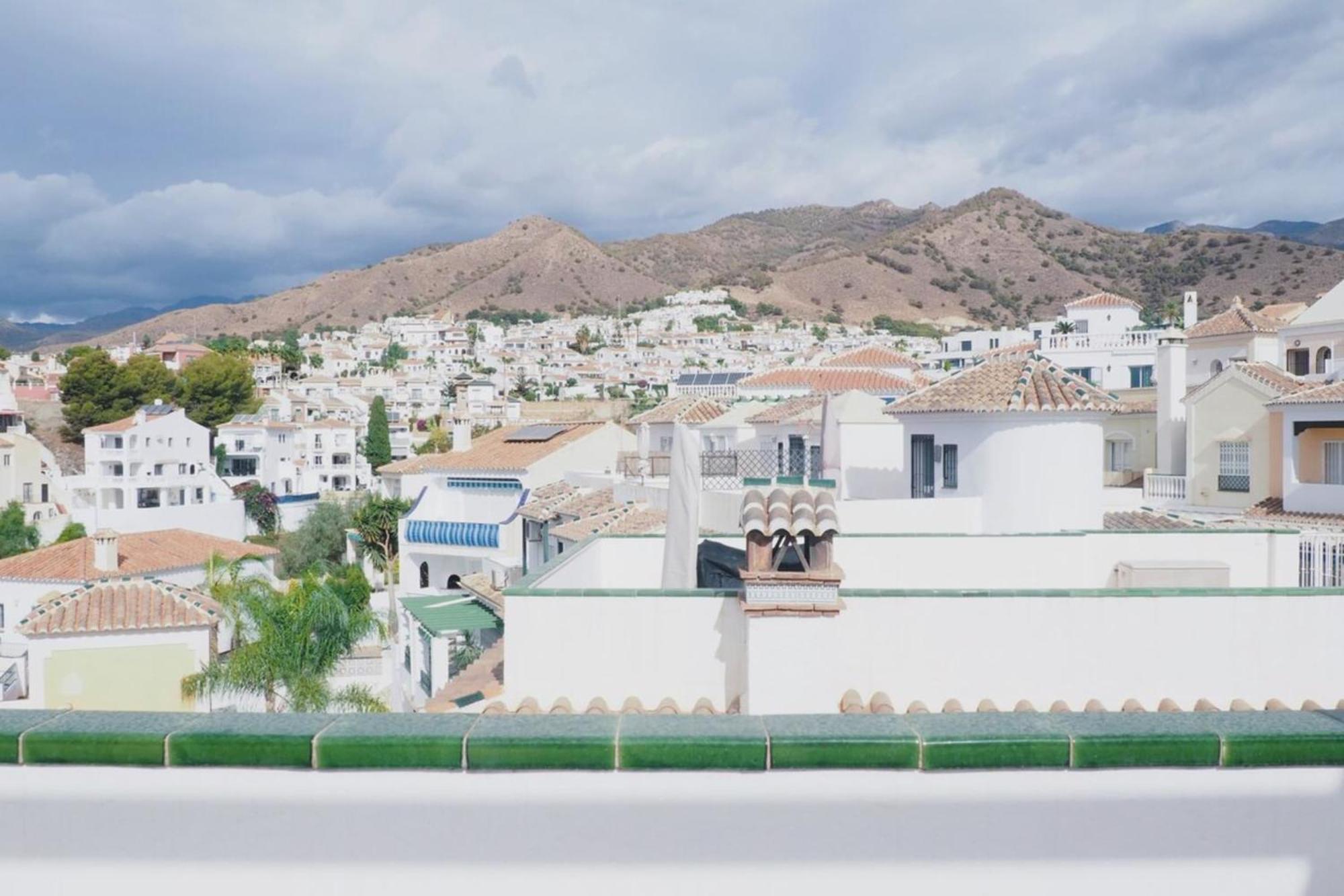 Stylish Villa Private Pool Ideal For Large Family Nerja Exteriör bild